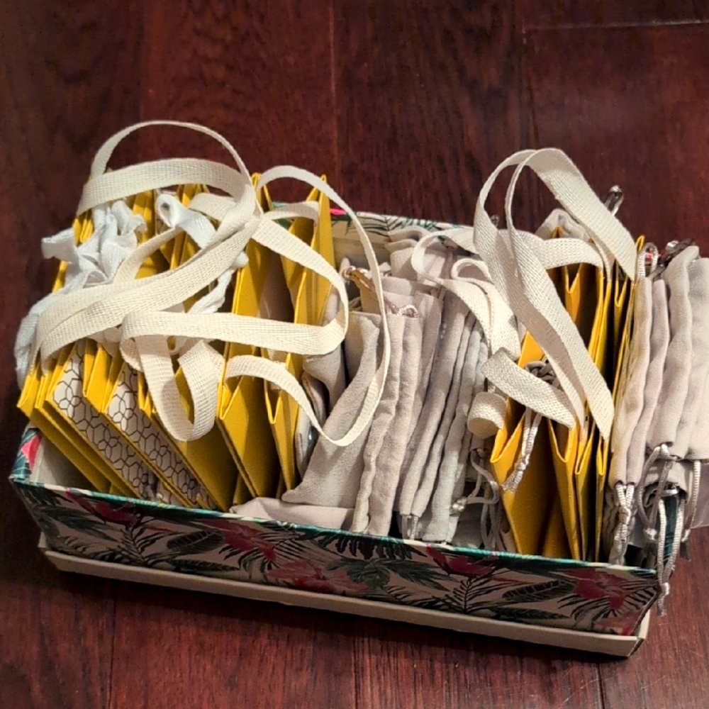 Lot of Kendra Scott Gift Bags + Dust Bags